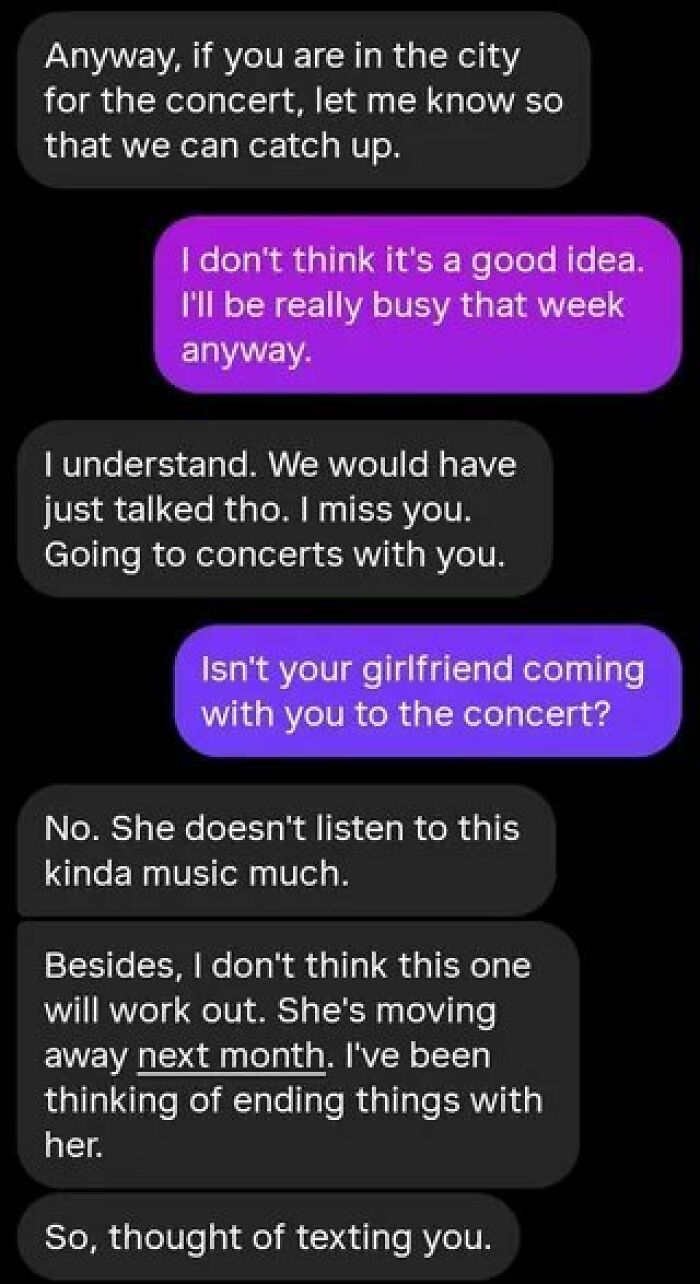 Text message conversation showing messy relationship issues as people turn to the internet instead of therapy for support.