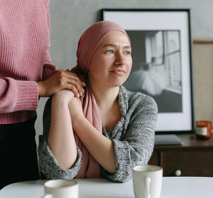 Teacher Who Faked Cancer And Her Own Passing Caught Working With Kids By Former Colleague