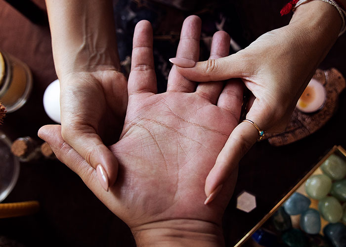 50 Stories Of Psychic Predictions That Were Shockingly Accurate