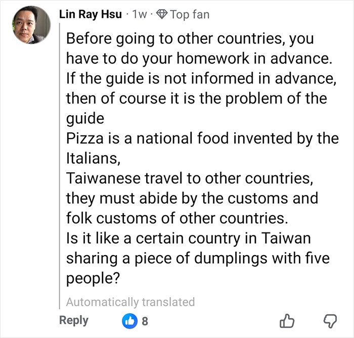 Comment from user defending restaurant owner after backlash over tourists sharing pizzas, discussing cultural customs and food origins. Comment from user defending restaurant owner after backlash over tourists sharing pizzas, discussing cultural customs and food origins.