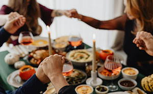 10 Suegras irritantes que enviaron mensajes de texto muy tóxicos a sus nueras