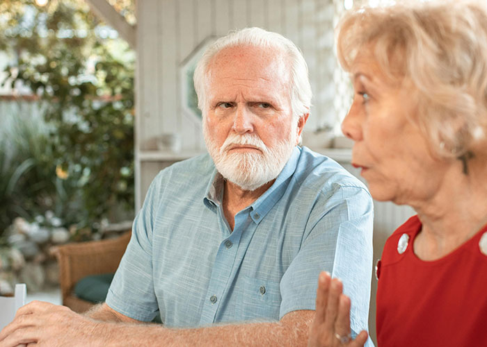 Guy Has Enough Of Family "Roasting" Him About His Unemployment, Flees Christmas Dinner