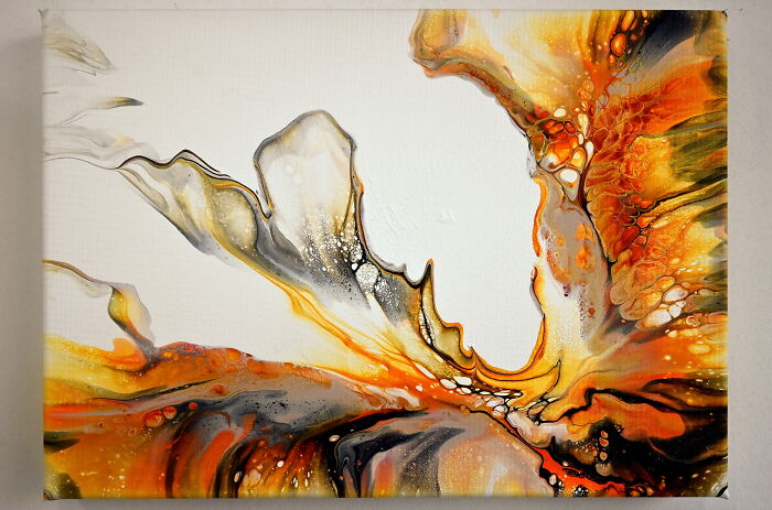 Paint In Motion: My Hypnotic Acrylic Pouring Technique