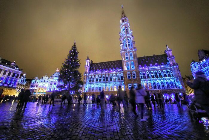 Not Worth It: Brussels Grand Place Christmas Market