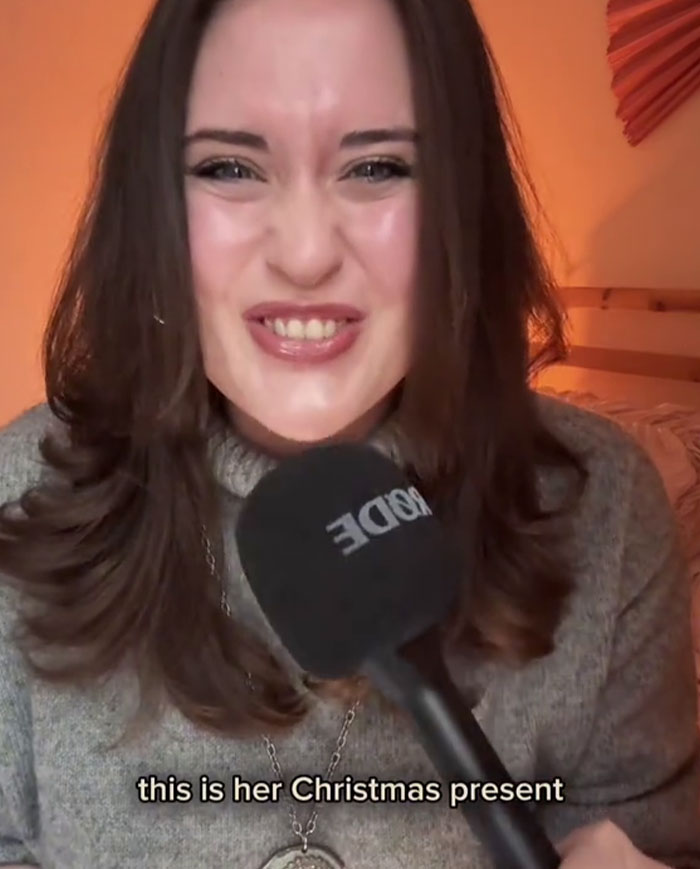 Woman sharing a letter from worst Victorian boyfriend, sparking conversation on how men have always been like this.