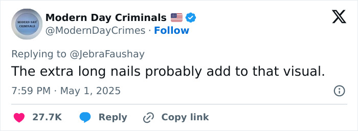 Screenshot of a Twitter reply discussing Cynthia Erivo's oddly large hands and their visual impact on her appearance.