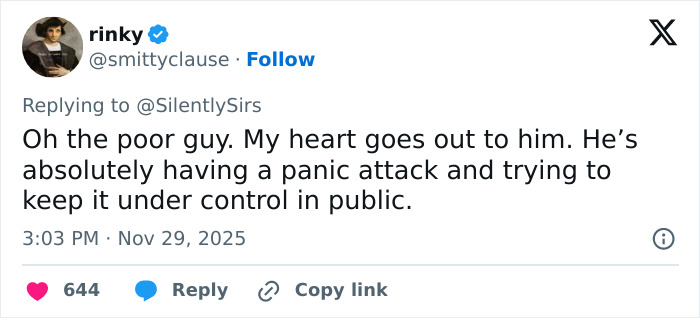 Screenshot of a tweet discussing a French soldier&rsquo;s odd behavior behind Macron amid France is boiling conspiracy theories.