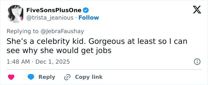 Screenshot of a tweet calling Apple Martin a celebrity kid and commenting on her job opportunities in modeling campaigns.