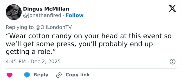 "A New Home For Lice": Gwendoline Christie’s Bizarre Hair Look Hijacks Fashion Awards "A New Home For Lice": Gwendoline Christie’s Bizarre Hair Look Hijacks Fashion Awards