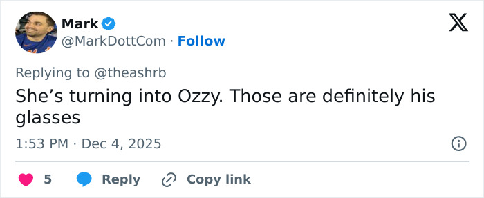 Screenshot of a tweet mentioning Kelly Osbourne&rsquo;s transformation and her connection to dad Ozzy on his 77th birthday.