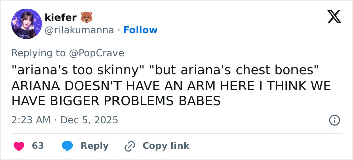 Tweet discussing a bizarre detail noticed by people after Rebel Wilson shares photo with Ariana Grande on social media.