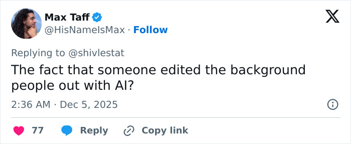 Screenshot of a tweet discussing AI editing related to a bizarre detail in Rebel Wilson and Ariana Grande photo.