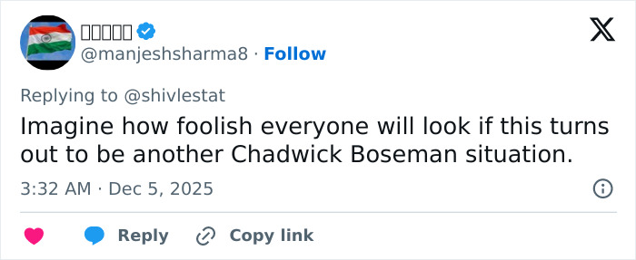 Rebel Wilson and Ariana Grande posing together, with people noticing a bizarre detail in the photo.