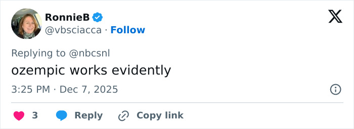 Melissa McCarthy with jaw-dropping 95-pound weight loss discussed online after her recent SNL appearance.