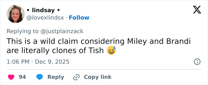 Screenshot of a Twitter reply discussing a woman claiming to be Miley Cyrus&rsquo; true birth mother and her age when pregnant.