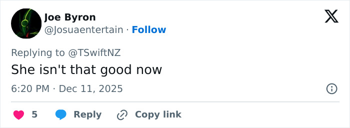 "Morphing Into Kanye": Taylor Swift Accused Of "Success Narcissism" By Angry Fans