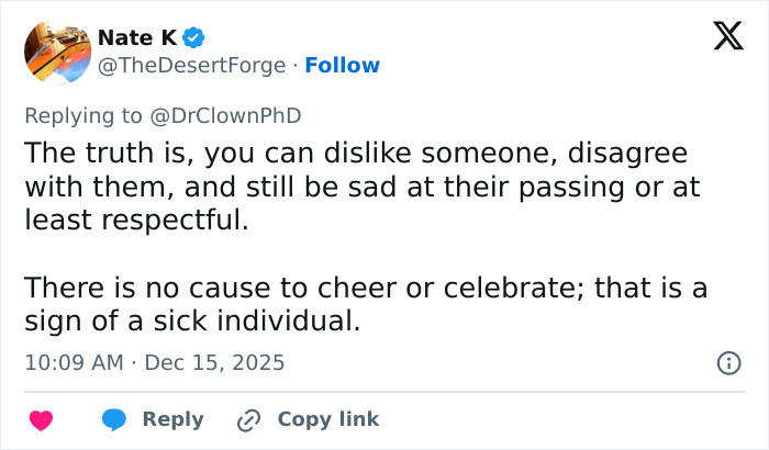 Tweet discussing the call out of MAGA hypocrisy related to Rob Reiner's slaying compared to Charlie Kirk reactions.