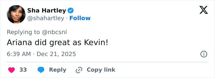 Tweet by Sha Hartley praising Ariana Grande&rsquo;s performance in SNL&rsquo;s Home Alone parody, sparking fan debate.
