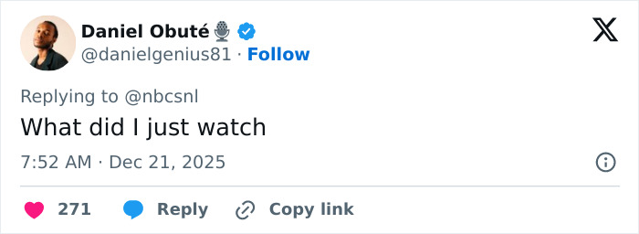 Screenshot of a tweet reacting to SNL&rsquo;s Home Alone parody starring Ariana Grande with a bloody twist, sparking divided fan opinions.