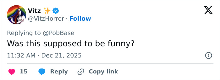 Screenshot of a social media reply expressing confusion over a bloody twist in SNL&rsquo;s Home Alone parody starring Ariana Grande.