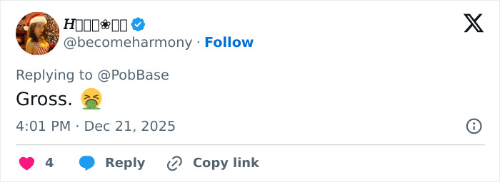 Screenshot of a social media post reacting to SNL&rsquo;s Home Alone parody starring Ariana Grande with a mixed fan response.