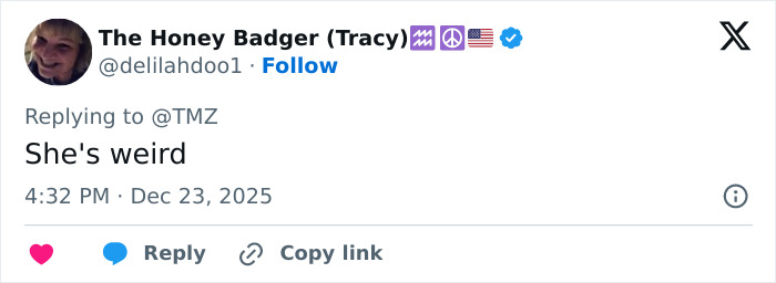 Screenshot of a social media comment responding to paparazzi photos featuring Amanda Bynes and her weight loss.