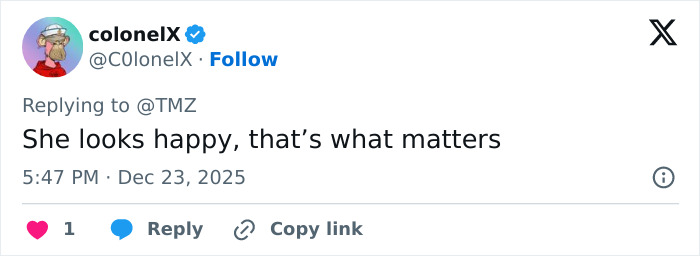 Amanda Bynes discussing injections after paparazzi photo reveals dramatic weight loss in a casual social media post.