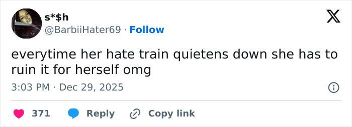 Screenshot of a social media reply criticizing Chappell Roan amidst backlash over Brigitte Bardot post. Screenshot of a social media reply criticizing Chappell Roan amidst backlash over Brigitte Bardot post.