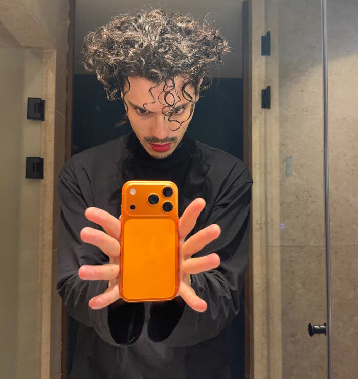 "Bianca Censori, You Have 24 Hours To Reply": Influencer Stuns With Extremely Graphic Bodysuit "Bianca Censori, You Have 24 Hours To Reply": Influencer Stuns With Extremely Graphic Bodysuit