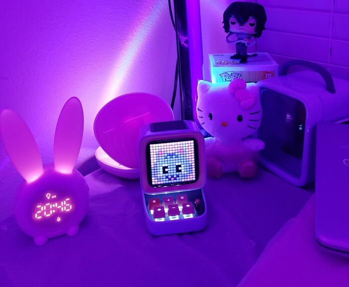  Pretending Their Entire Life Is A Low-Resolution Video Game Is Much Easier When The Retro Pixel Art Bluetooth Speaker Provides The Soundtrack And The Blocky Visual Effects To Match