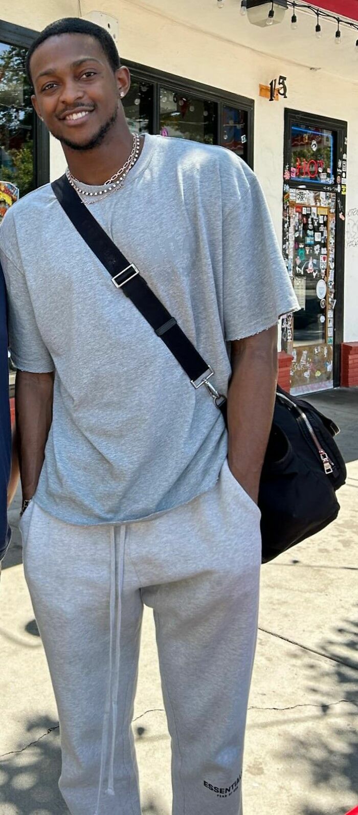 Basketball Player De'aaron Fox, 28