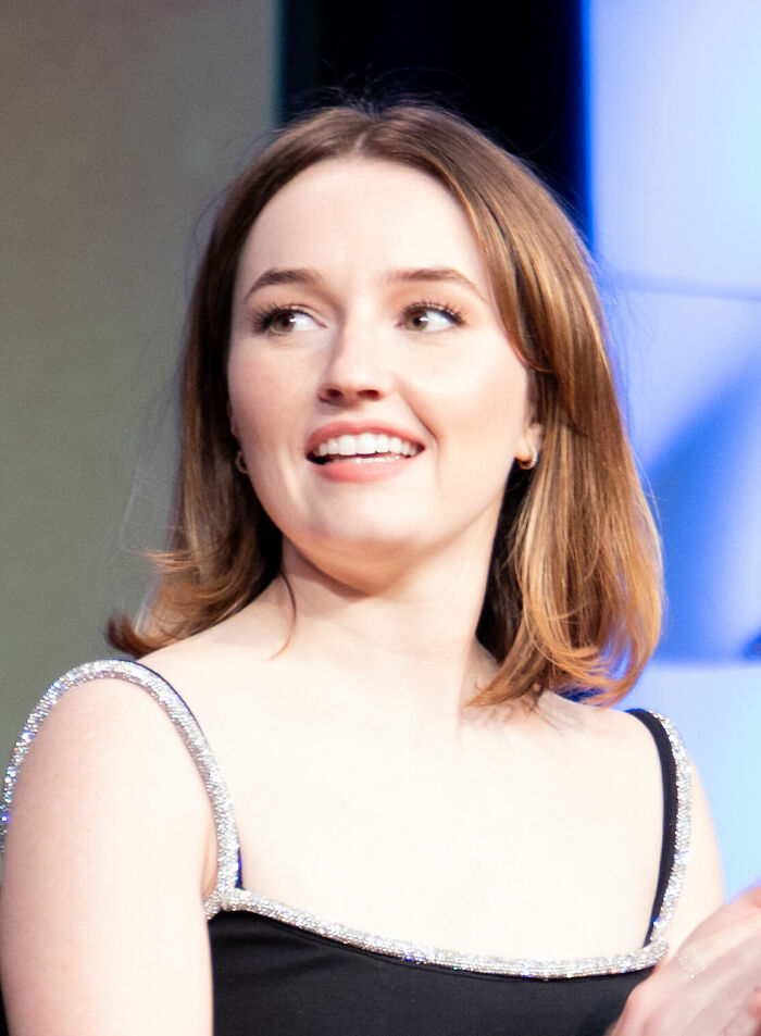 Actress Kaitlyn Dever, 29