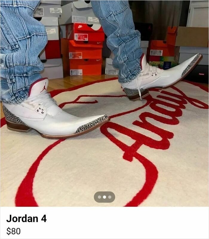 White pointed toe shoes with elephant print detail worn with denim jeans, funny shoe style in random pics that make you laugh.