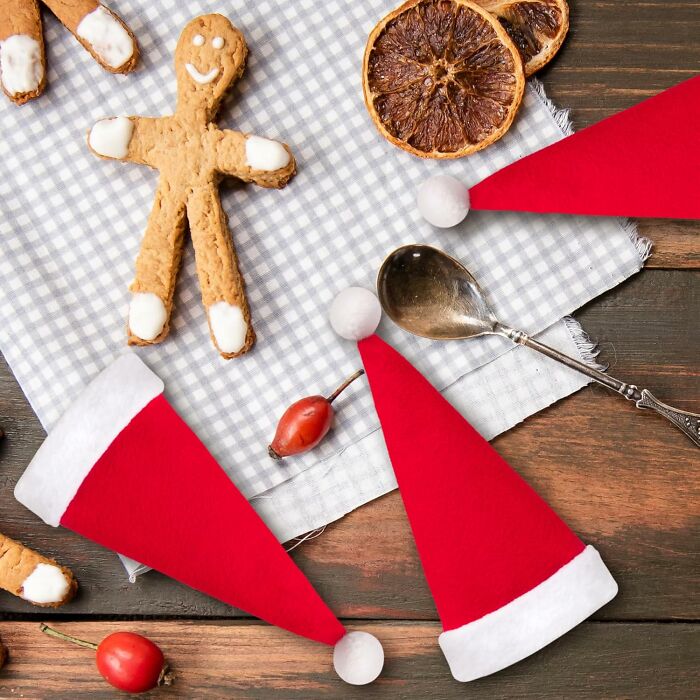  Santa Hat Cutlery Holders Are The Only Thing That Can Make Forks And Knives Truly Christmas-Y