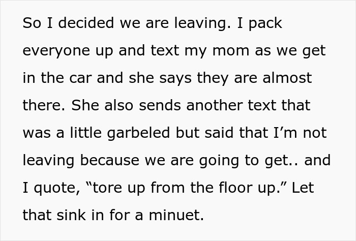 Text message describing a woman feeling like she ruined Thanksgiving after blowing up at family for leaving dinner early. Text message describing a woman feeling like she ruined Thanksgiving after blowing up at family for leaving dinner early.