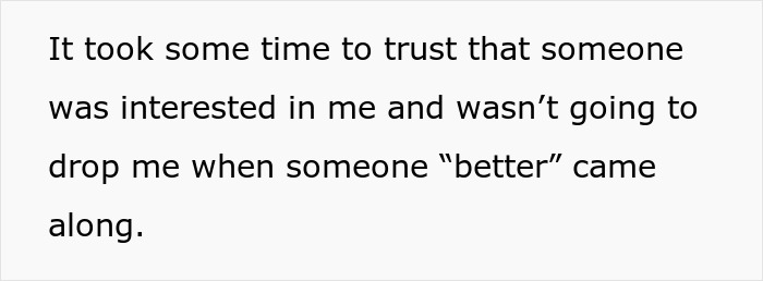 Alt text: Woman finds secret texts from fianc&eacute; complaining about her appearance and worries about wedding photos.