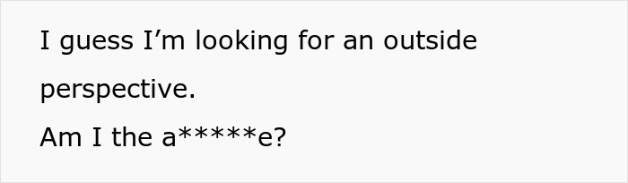 Text conversation expressing frustration about a family conflict during a vegetarian Christmas without ham.