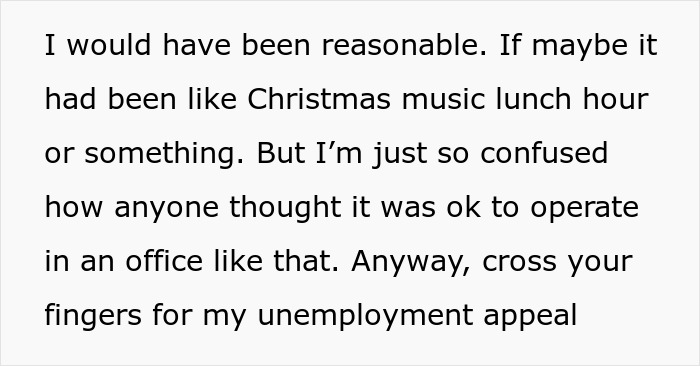 Text screenshot showing a person confused about Christmas music blasting in the office leading to a coworker rage quitting. Text screenshot showing a person confused about Christmas music blasting in the office leading to a coworker rage quitting.