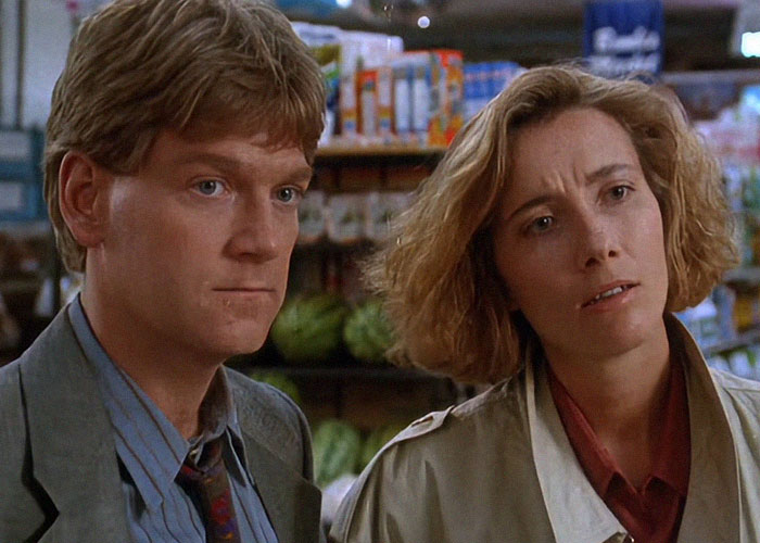 Hombres y mujeres en escena de Hollywood mostrando momentos de traición y deslealtad en la industria del cine.