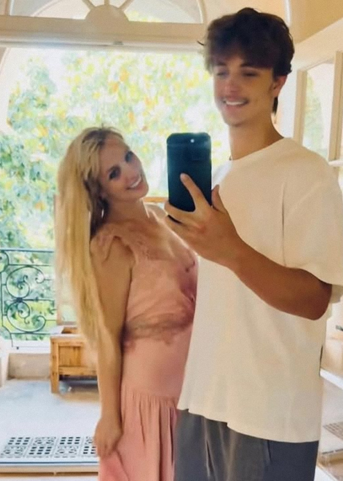 Britney Spears Stuns In Boat Video Removing Pink Bikini Top As Fan Concern Grows