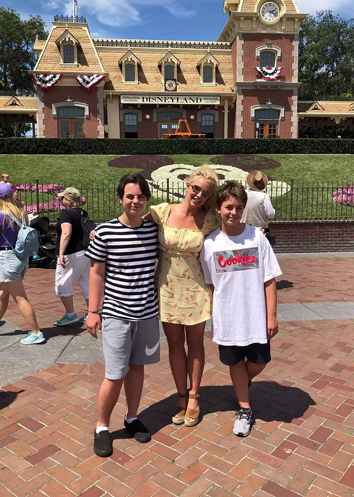 Britney Spears Stuns In Boat Video Removing Pink Bikini Top As Fan Concern Grows