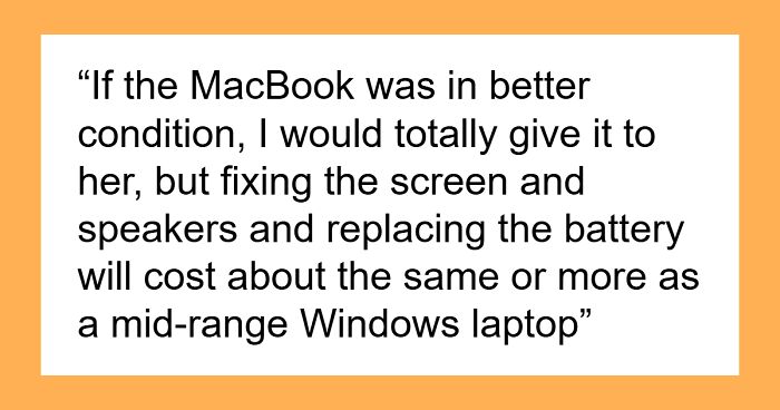Family Laughs As Guy Chooses Cat Over His Own Sister