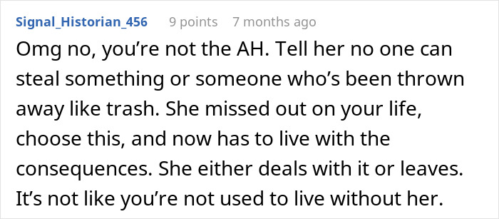 Reddit user responds firmly to bio mom upset over daughter honoring dad's bestie as mom at her wedding.