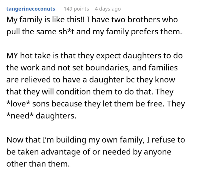 Comment discussing family dynamics where a woman overlooks her daughter's efforts while favoring her son's flowers.