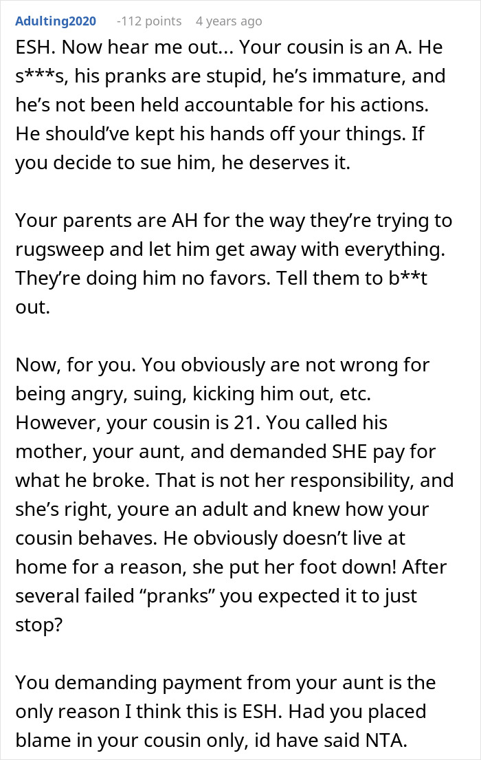 Text comment about man demanding cousin pay for cruel prank and aunt&rsquo;s firm reaction in family dispute discussion.