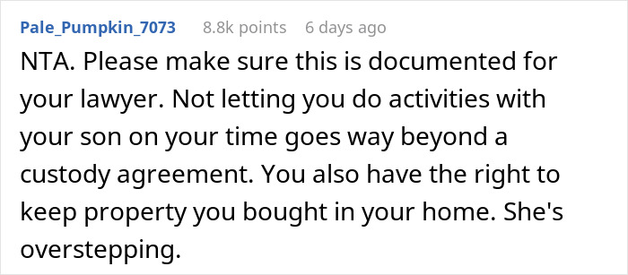 Reddit comment discussing a dad’s rights protecting his son’s gift amid family drama and custody issues. Reddit comment discussing a dad’s rights protecting his son’s gift amid family drama and custody issues.
