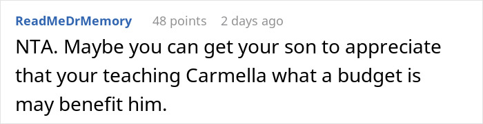 Screenshot of online comment discussing mom accused of embarrassing son&rsquo;s girlfriend who offered to cook meals.