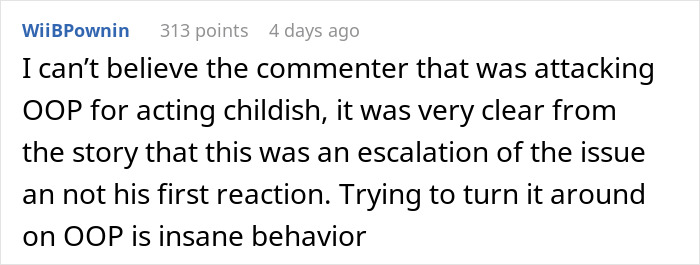 Screenshot of an online comment discussing phone dependence causing relationship issues and leading to divorce.