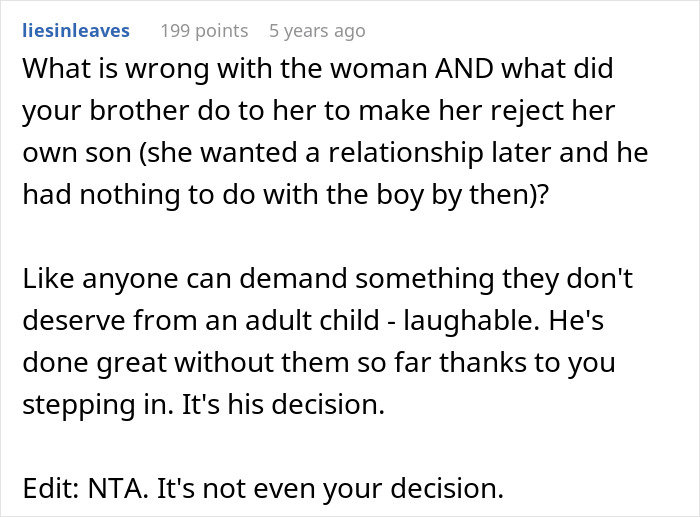 Screenshot of a Reddit comment discussing a woman letting her nephew call her mom and the bio mom demanding she stop it.