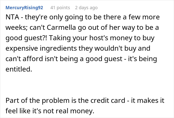 Screenshot of a Reddit comment discussing a mom accusing son&rsquo;s girlfriend of being entitled when offering to cook meals.
